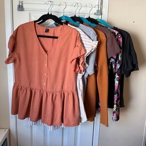 Women's Medium Top Bundle